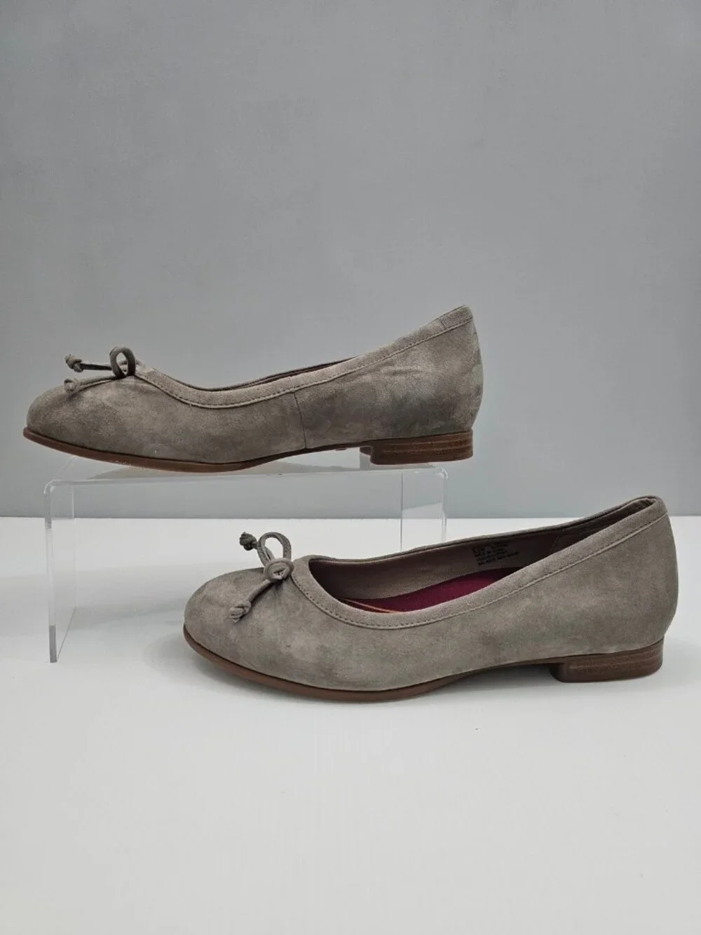 Munro Joslynn Bow Ballet Flat Womens 8.5 WIDE WIDTH Taupe Suede Casual Comfort